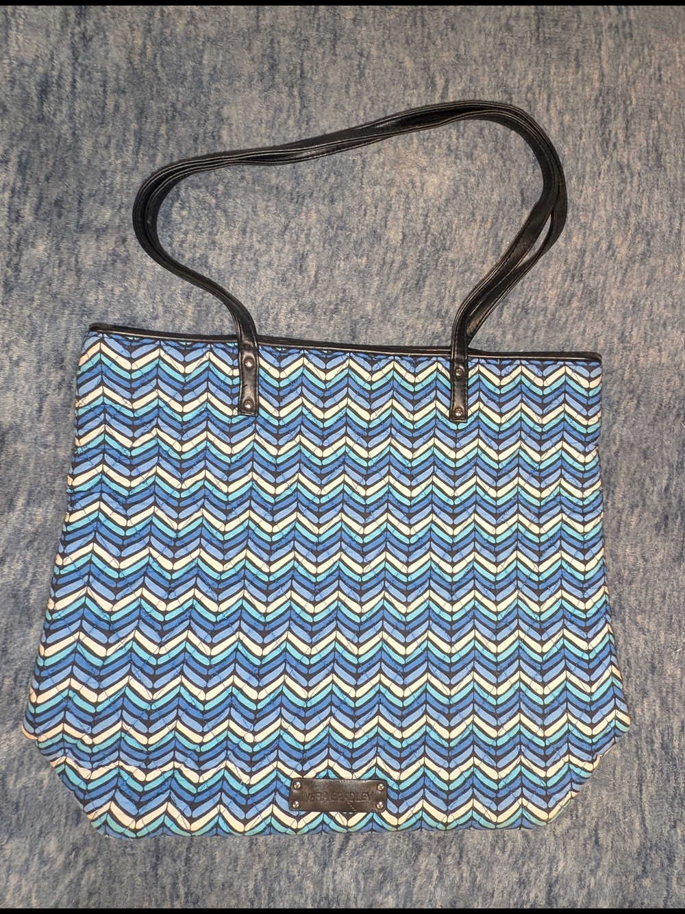 Vera Bradley Blue Bayou Waves Chevron Snap Closure Tote - Picture 2 of 6